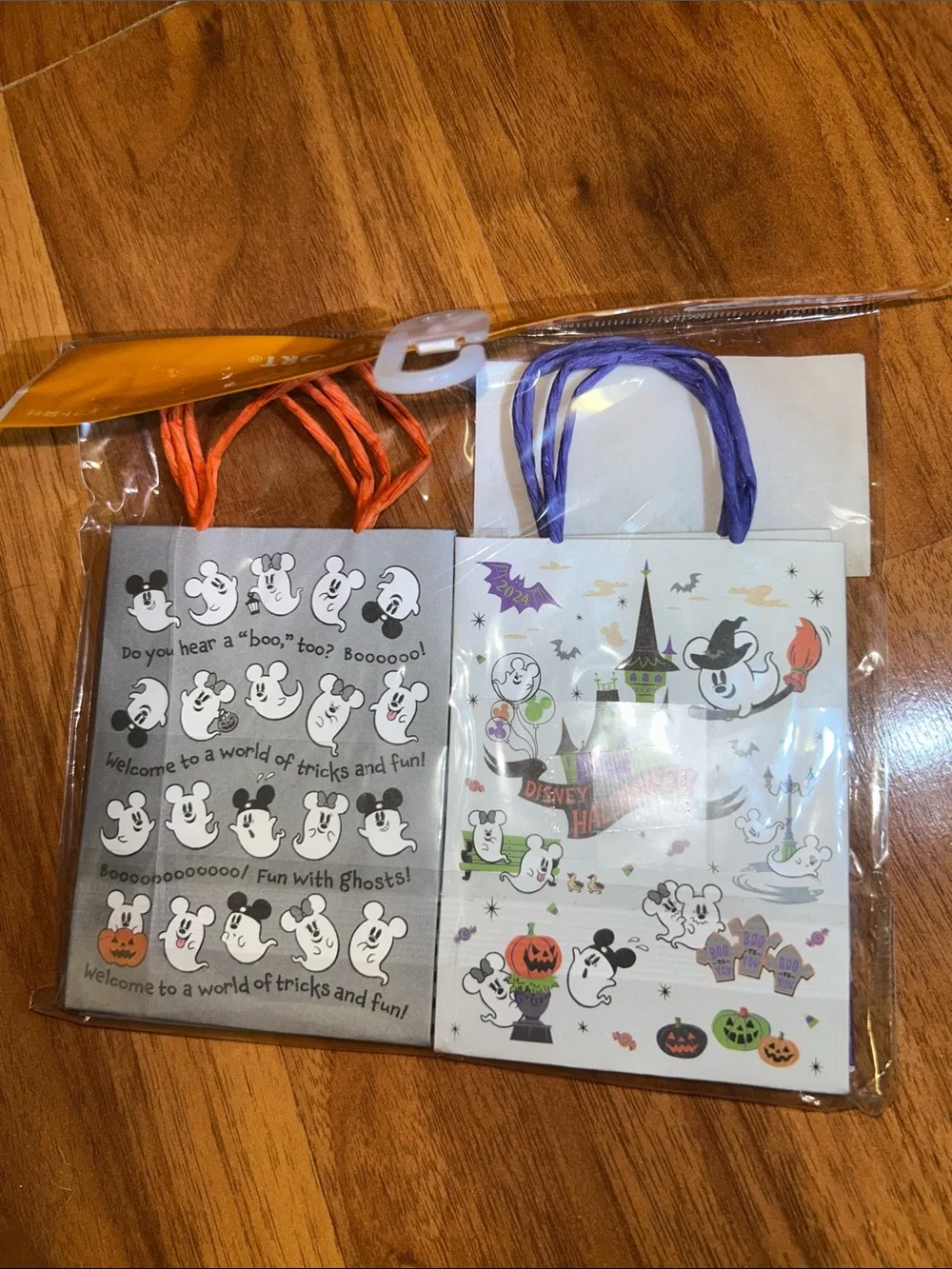 Disney Tokyo Disneyland Halloween Mickey Ghost 👻 Gift Bags and Tags
